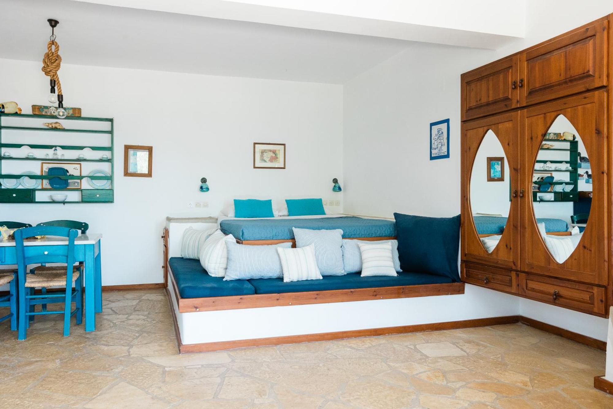 Iliatoras Aparthotel Agia Pelagia  Exterior foto